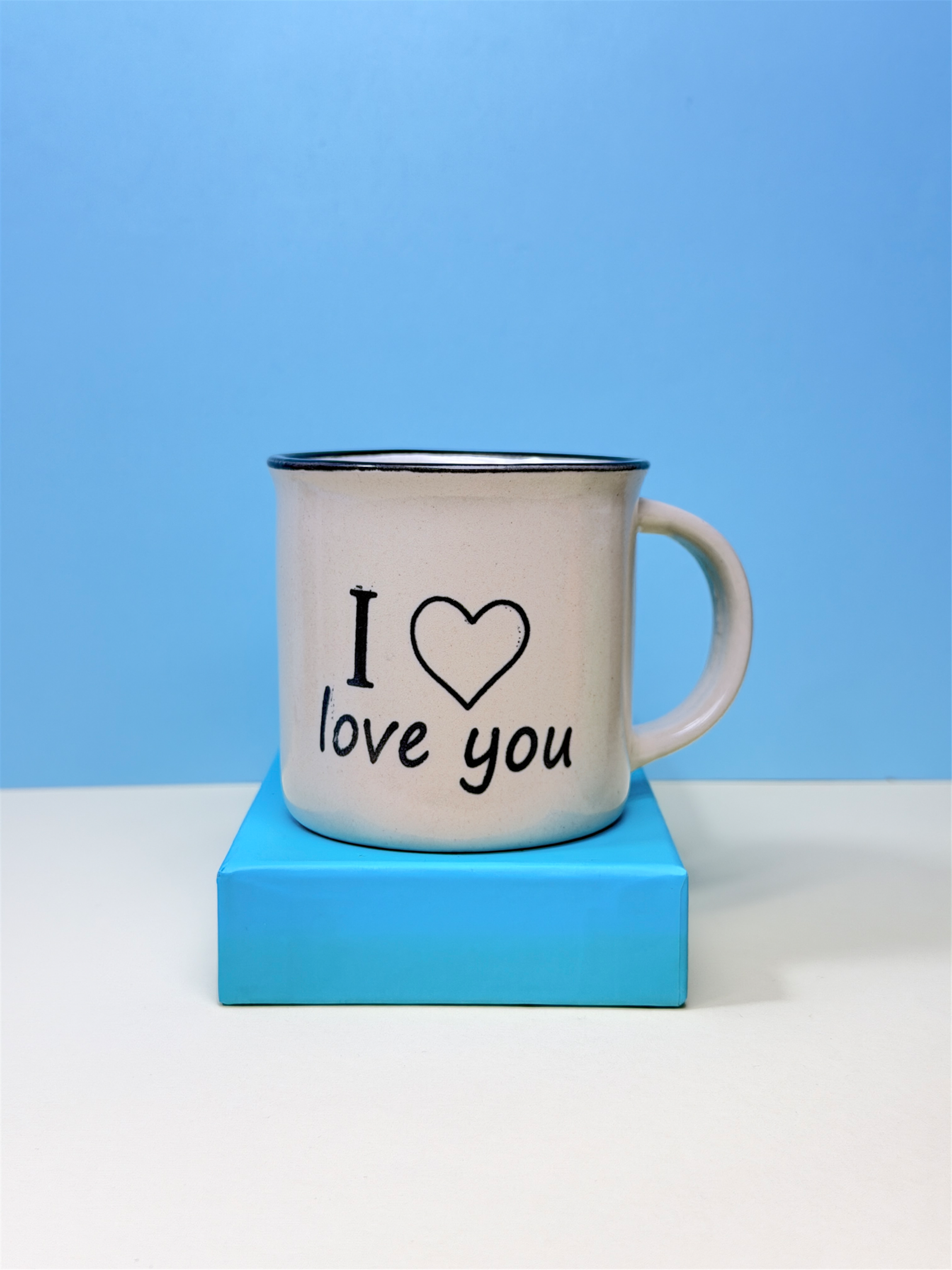 ماگ با طرح I Love You رنگ کرمی